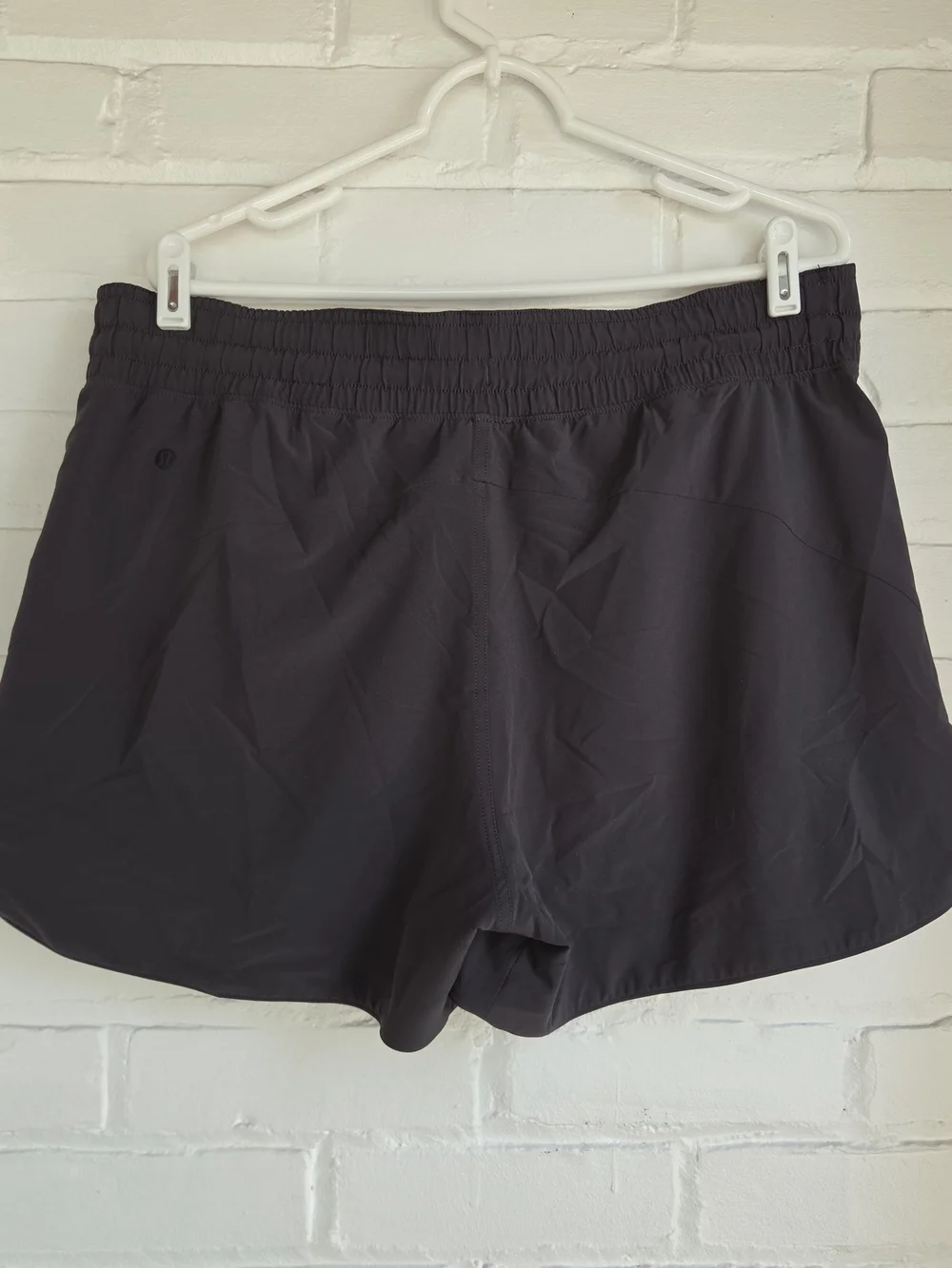 Lululemon Women's Choose A Side Reversible Shorts Black Gray 4